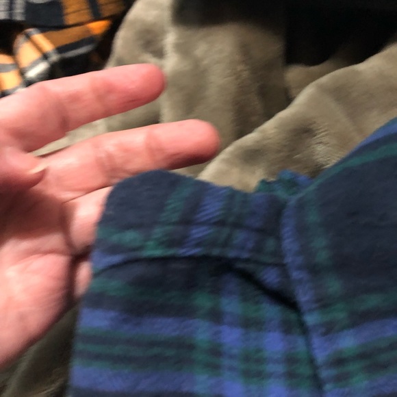 Size S Dickie’s long sleeve plaid flannel button up shirt! - Picture 7 of 7